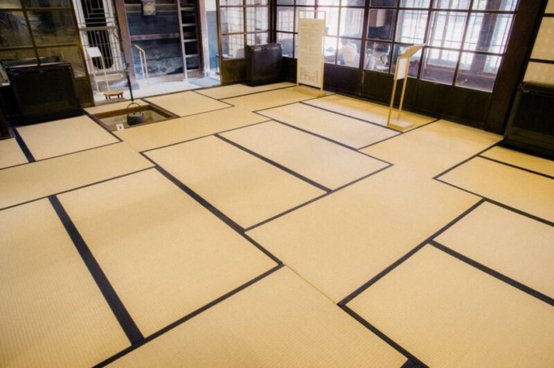 日本富山旧马场家住宅惊现“神奇榻榻米铺法”,真富豪家竟连地板都藏玄机!超前审美惊叹网友! - 奇趣星球报 - 奇趣星球报