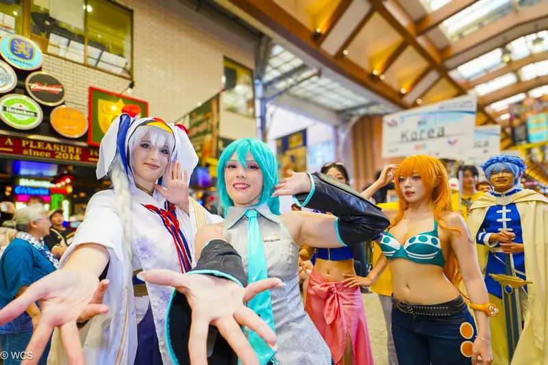COSPLAY 活动有人中暑,叫救护车却被嫌弃:任何流程都不能排在生命前面 COSPLAY 活动有人中暑,叫救护车却被嫌弃:任何流程都不能排在生命前面