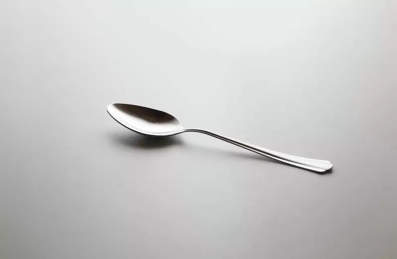 别再只拿汤匙吃饭了！日本网友分享7个生活妙用，真能替你省下麻烦和时间！ - 奇趣星球报