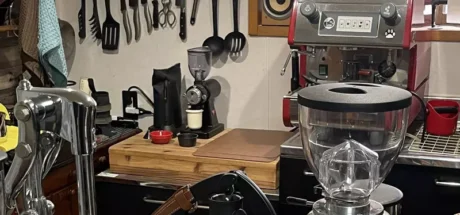 陌生大叔进门就点咖啡，屋主却被反讽：把家装成店，边界感到底该谁来守？ - 奇趣星球报