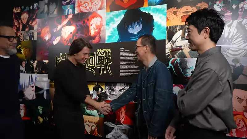 汤姆·克鲁斯参观 MAPPA 十五周年特展,与动画师聊起纸笔作画为何仍有必要 汤姆·克鲁斯参观 MAPPA 十五周年特展,与动画师聊起纸笔作画为何仍有必要