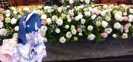日本网友热议“《偶像大师》粉丝竟带娃娃参加母亲告别式”！生前探望经历，让众人看法出现分歧！ - 奇趣星球报