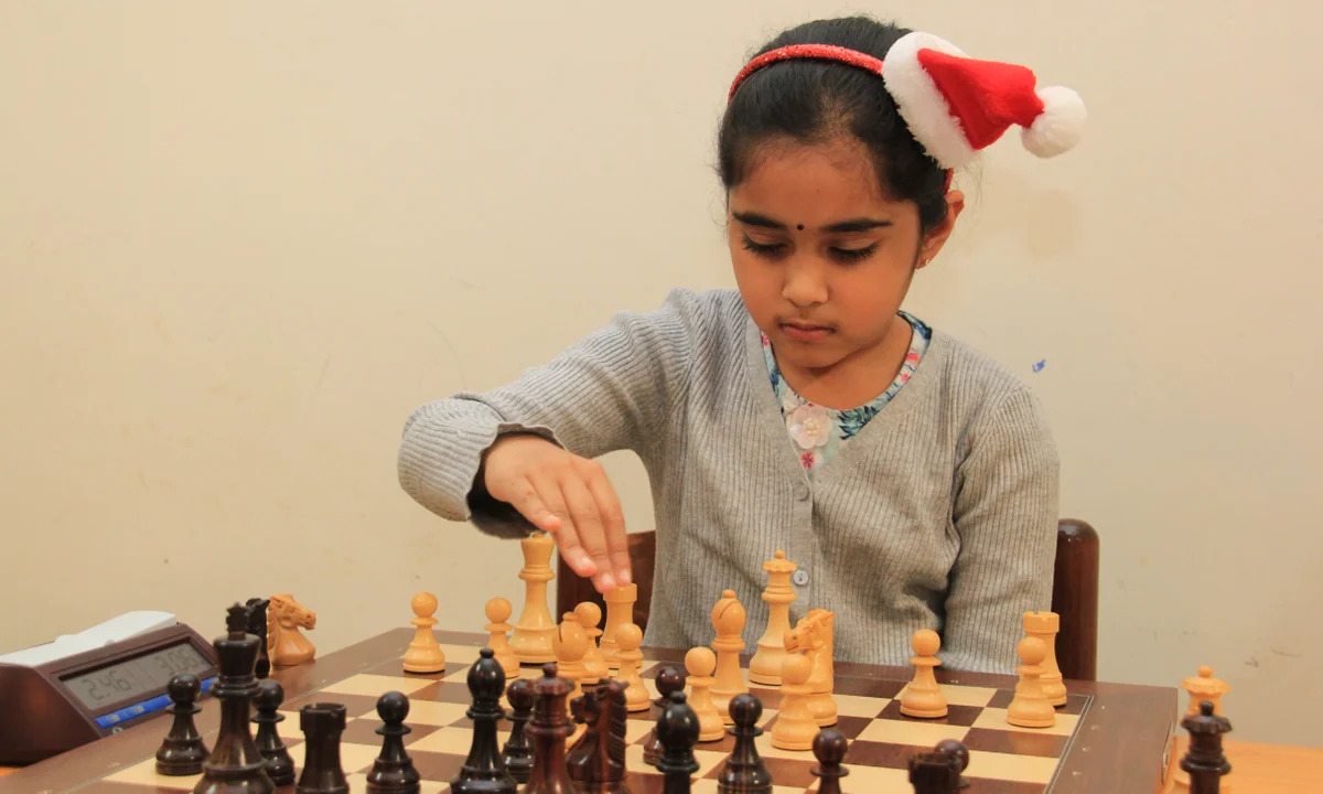 5岁从网络视频学棋,11岁成为史上最年轻女子特级大师:博达娜的成长不只靠天赋 5岁从网络视频学棋,11岁成为史上最年轻女子特级大师:博达娜的成长不只靠天赋