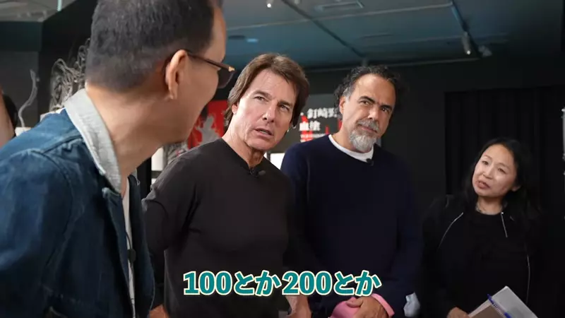 汤姆·克鲁斯参观 MAPPA 十五周年特展,与动画师聊起纸笔作画为何仍有必要 汤姆·克鲁斯参观 MAPPA 十五周年特展,与动画师聊起纸笔作画为何仍有必要